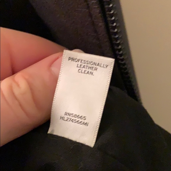 Women’s Leather Jacket - Picture 4 of 5